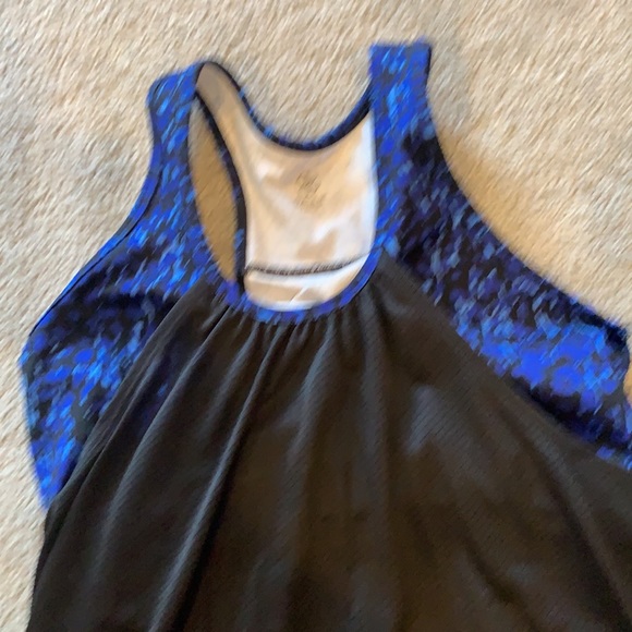 NWT - Gaiam yoga top - Picture 2 of 6